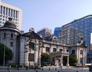 반도체 가 견인한 역대급 흑자… 4월 금통위 ‘동결’에 힘 싣나